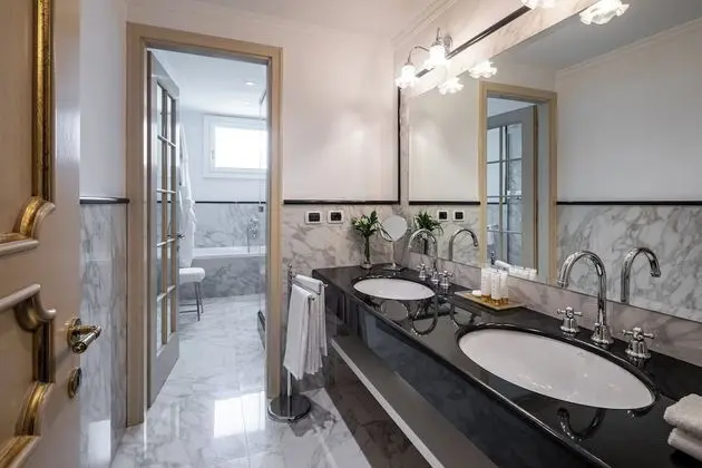 Süit, Lagün Manzaralı (Sansovino)