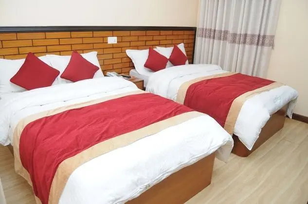 Deluxe Dört Kişilik Oda, Şehir Manzaralı