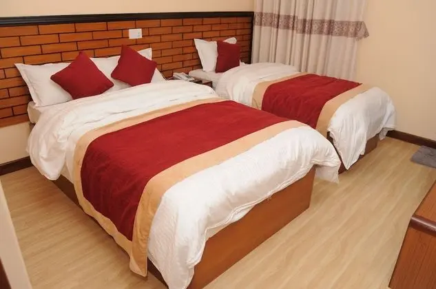 Deluxe Üç Kişilik Oda, Şehir Manzaralı