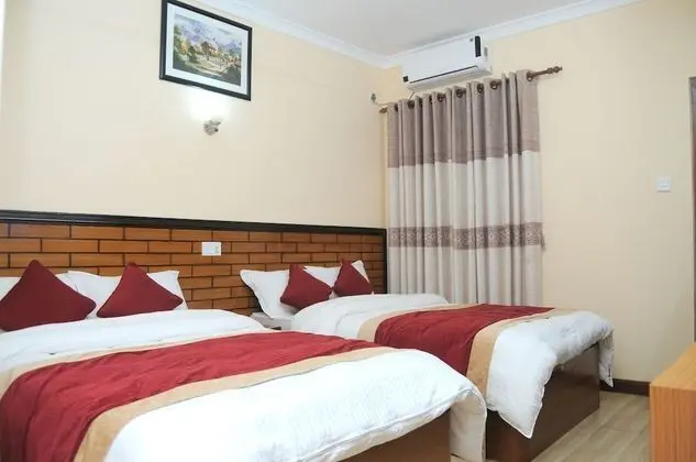 Deluxe Üç Kişilik Oda, Şehir Manzaralı