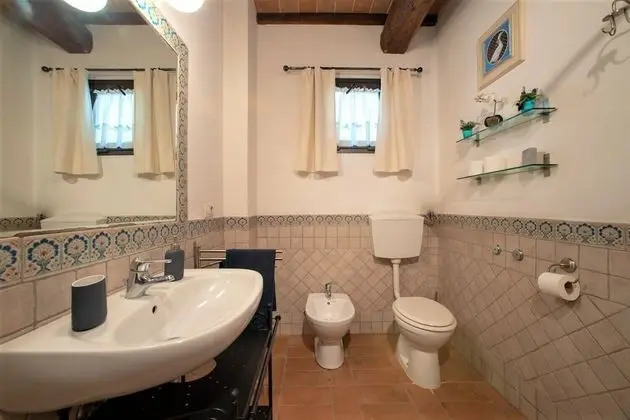 Dağ Evi, 4 Yatak Odası, Sigara İçilebilir, Kişiye Özel Havuzlu