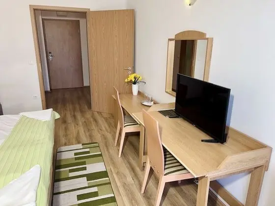 Superior Oda, Balkon, Göl Manzaralı
