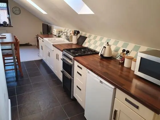 Apart Daire, 1 Büyük (Queen) Boy Yatak