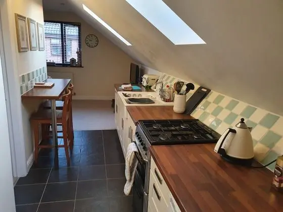 Apart Daire, 1 Büyük (Queen) Boy Yatak