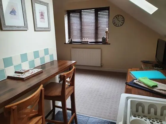 Apart Daire, 1 Büyük (Queen) Boy Yatak