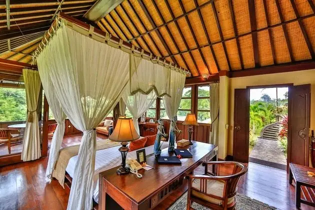 Superior Villa, Balkon, Bahçe Manzaralı
