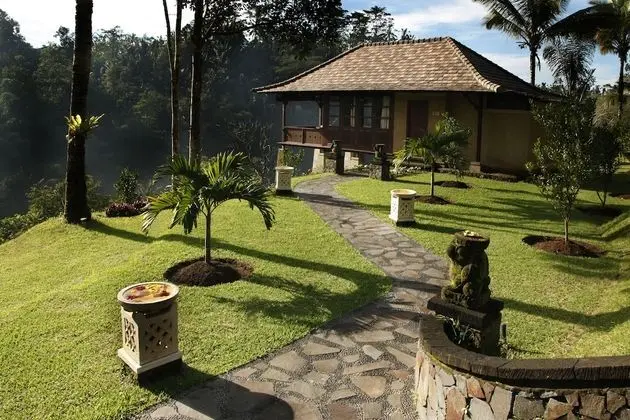 Superior Villa, Balkon, Bahçe Manzaralı