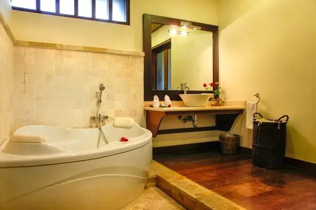 Superior Villa, Balkon, Bahçe Manzaralı