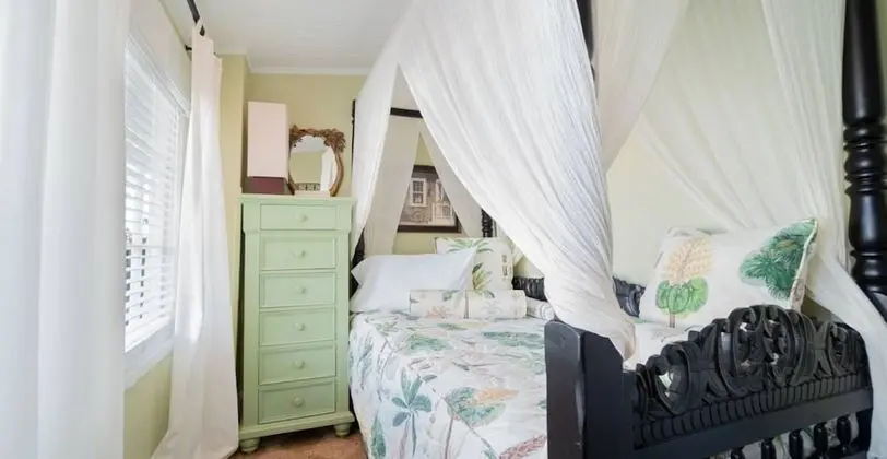 Bungalov (Bahama Breeze Bungalow Vacation Renta)