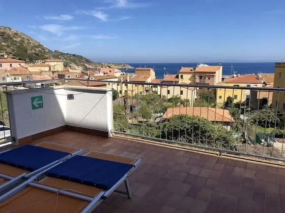 Tek Büyük Yataklı Oda, Balkon, Deniz Manzaralı
