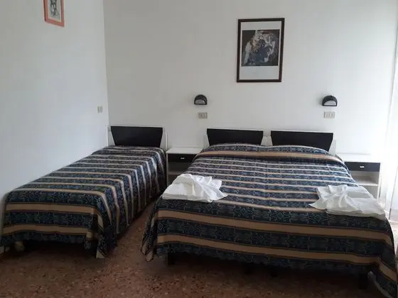 Üç Kişilik Oda, Balkon