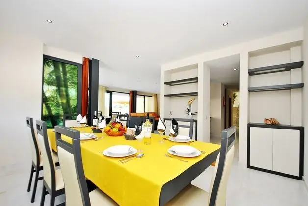 Villa, 6 Yatak Odası, Kişiye Özel Havuzlu, Deniz Manzaralı