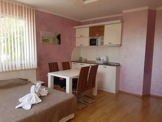 Apart Daire, Küçük Mutfak