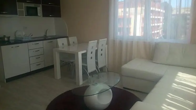 Apart Daire, Küçük Mutfak