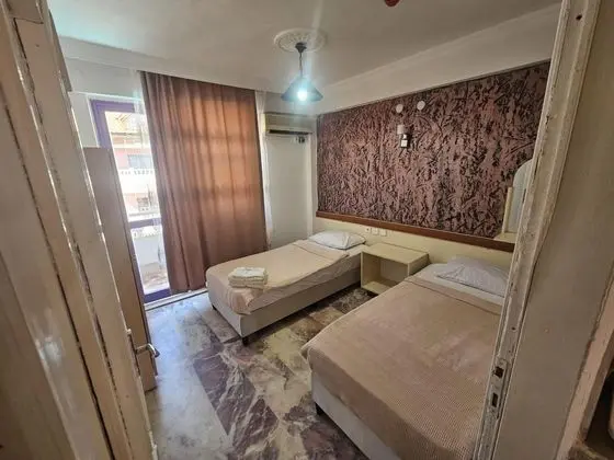 Standart Oda Balkonlu,Bahçe Veya Sokak Manzaralı,Balkonlu