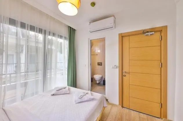 Standart Çift Kişilik Oda, Balkonlu
