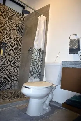 Design Stüdyo Süit, 1 Çift Kişilik Yatak, Bahçe Manzaralı