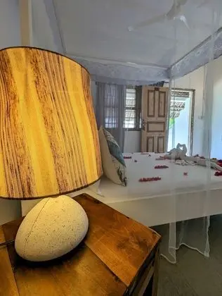 Üç Kişilik Oda, Bahçe Manzaralı