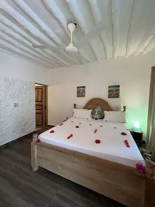 Üç Kişilik Oda, Bahçe Manzaralı