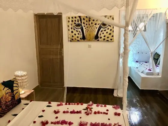 Üç Kişilik Oda, Bahçe Manzaralı