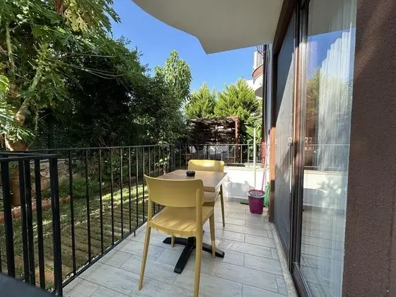 Bahçe Apart 2, Bahçe Manzaralı, Balkonlu