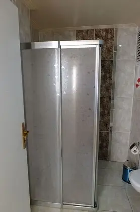 Büyük Yataklı Tek Kişilik Oda