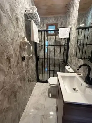 Bungalow, Deniz ve Bahçe Manzaralı, Teraslı