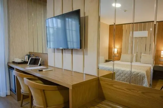 Standart Oda, Şehir Manzaralı