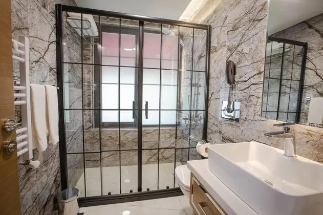 Standart Oda, Şehir Manzaralı