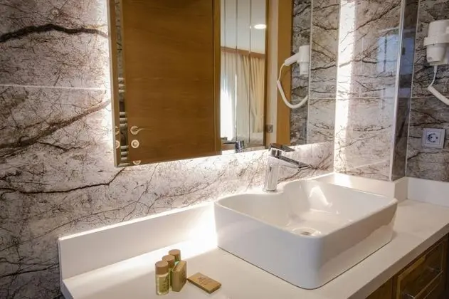Standart Oda, Şehir Manzaralı