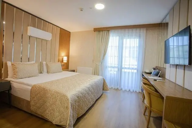 Standart Oda, Şehir Manzaralı