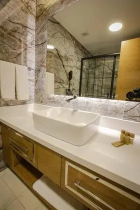 Standart Oda, Şehir Manzaralı