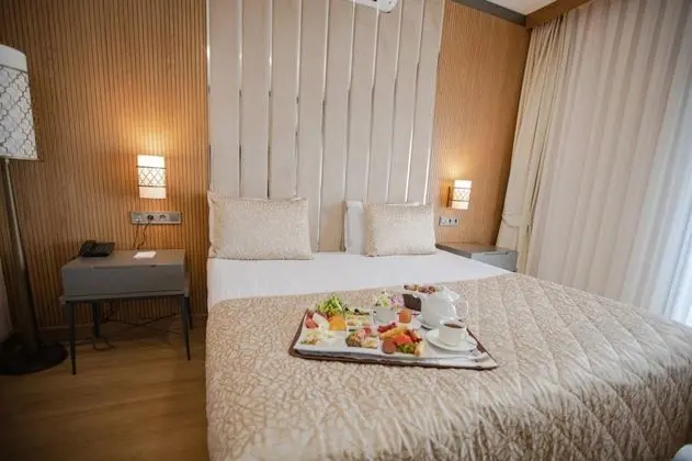 Standart Oda, Şehir Manzaralı