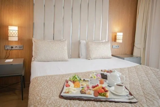 Standart Oda, Şehir Manzaralı