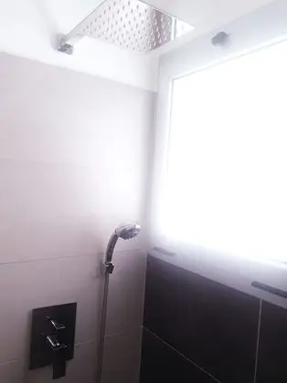 Deluxe Oda, Ortak Banyo