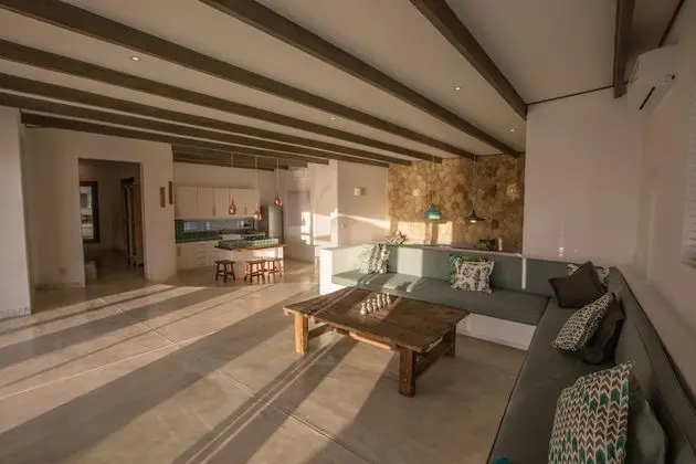 Villa, Okyanus Manzaralı