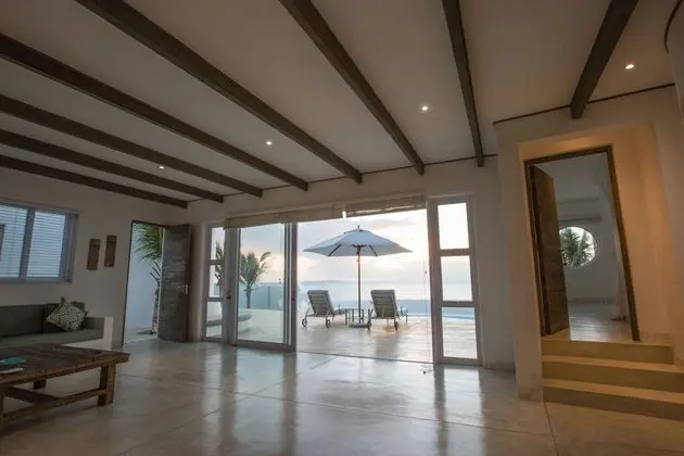 Villa, Okyanus Manzaralı