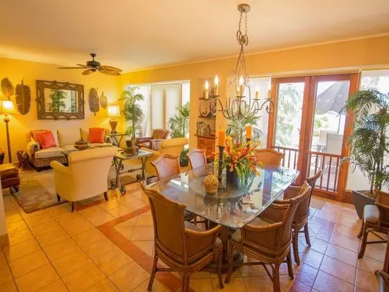 3BR Deluxe Beachfront w/Private Pool