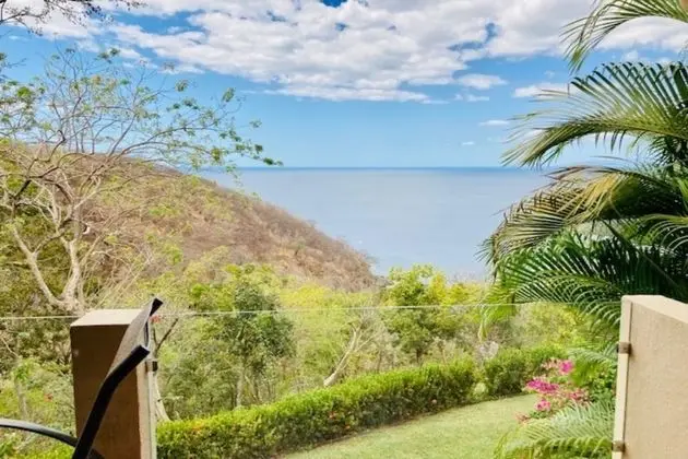 3BR Standard Ocean View Villa