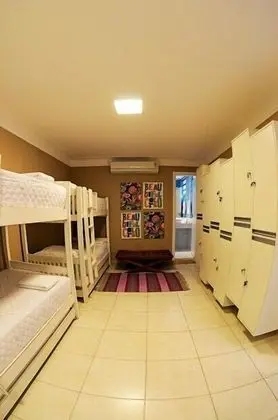 Ortak Ranzalı Oda, Karma Ranzalı Oda