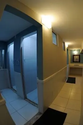 Ortak Ranzalı Oda, Karma Ranzalı Oda
