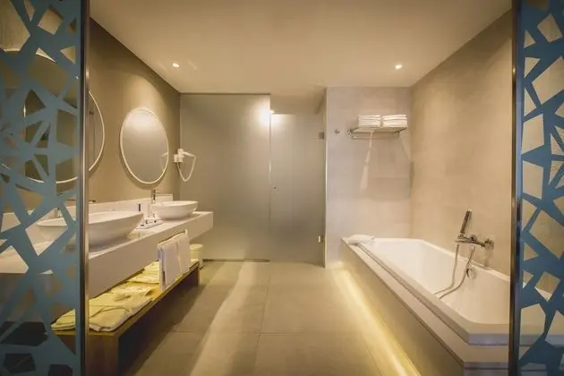 Family Master Suite