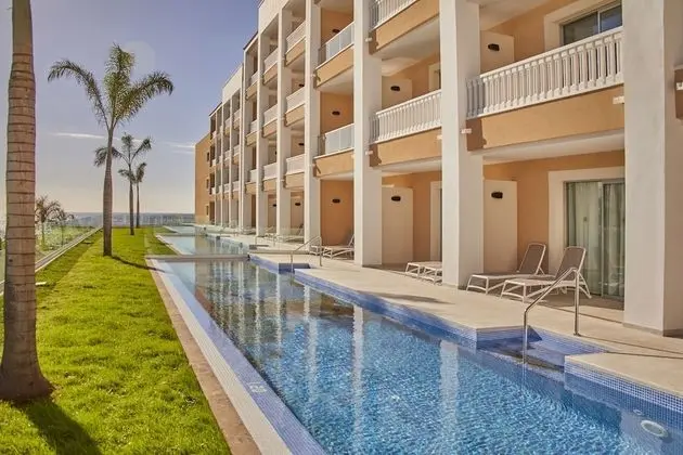 Swim Up Junior Suite (Adults Only)