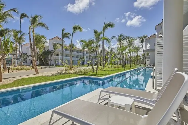 Junior Suite Deluxe Swim Up