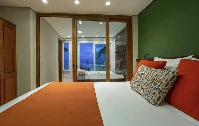 Deluxe Tek Büyük Yataklı Oda, Deniz Manzaralı