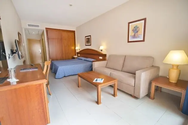 Dört Kişilik Oda (2 adults + 2 children)