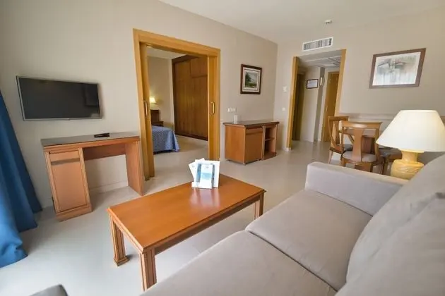 Üç Kişilik Oda (2 adults + 1 child)