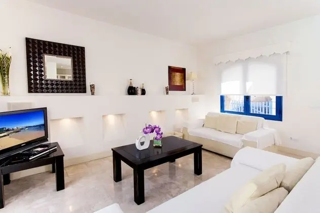 Premier Villa, 1 Yatak Odası, Havuz Manzaralı