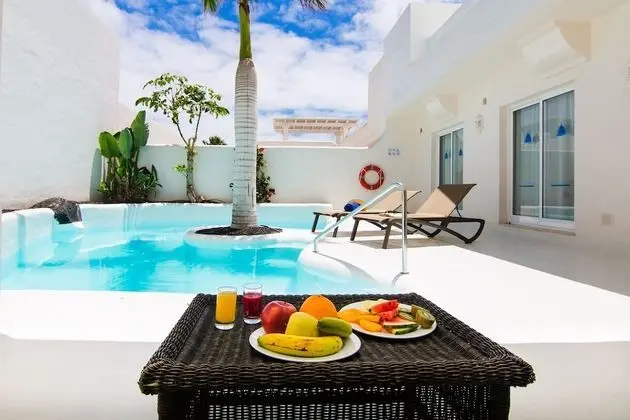 Premier Villa, 1 Yatak Odası, Havuz Manzaralı
