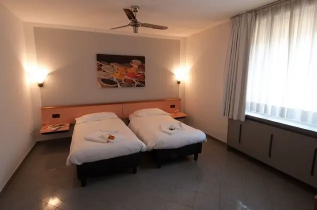 İki Ayrı Yataklı Oda